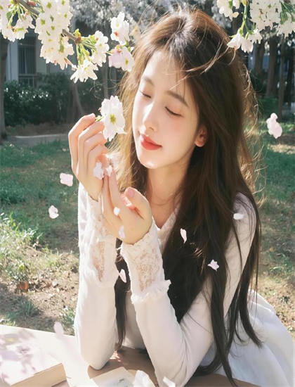 超高清美女图片_姐姐在线观看免费高清第二集剧情_羞国产在线拍揄自揄视频